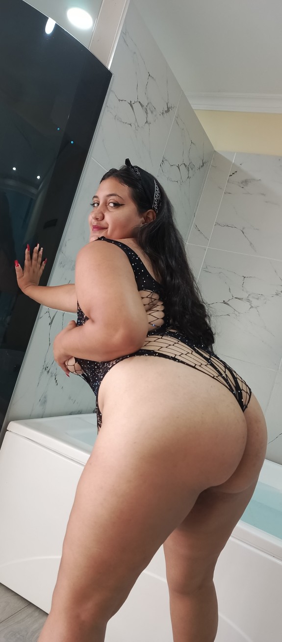 Melody Tarlyporn model